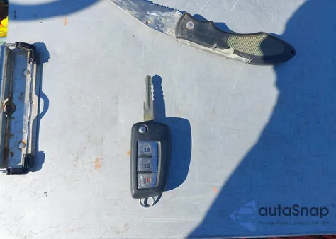 2016 Nissan Rogue S z USA, uszkodzony, nr VIN 5N1AT2MV6GC882910